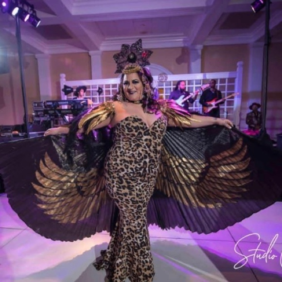 HAPPY MARDI GRAS! ๐ญ๐๐๐ ๐ญ ๐ฟ - Picture 4 of 16